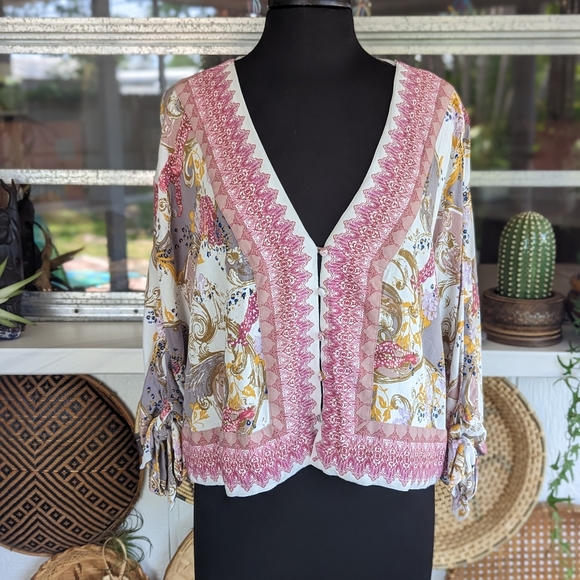 Free People Catch Me If You Can Small Oversized V-neck Peasant Blouse Pastel - Picture 14 of 16